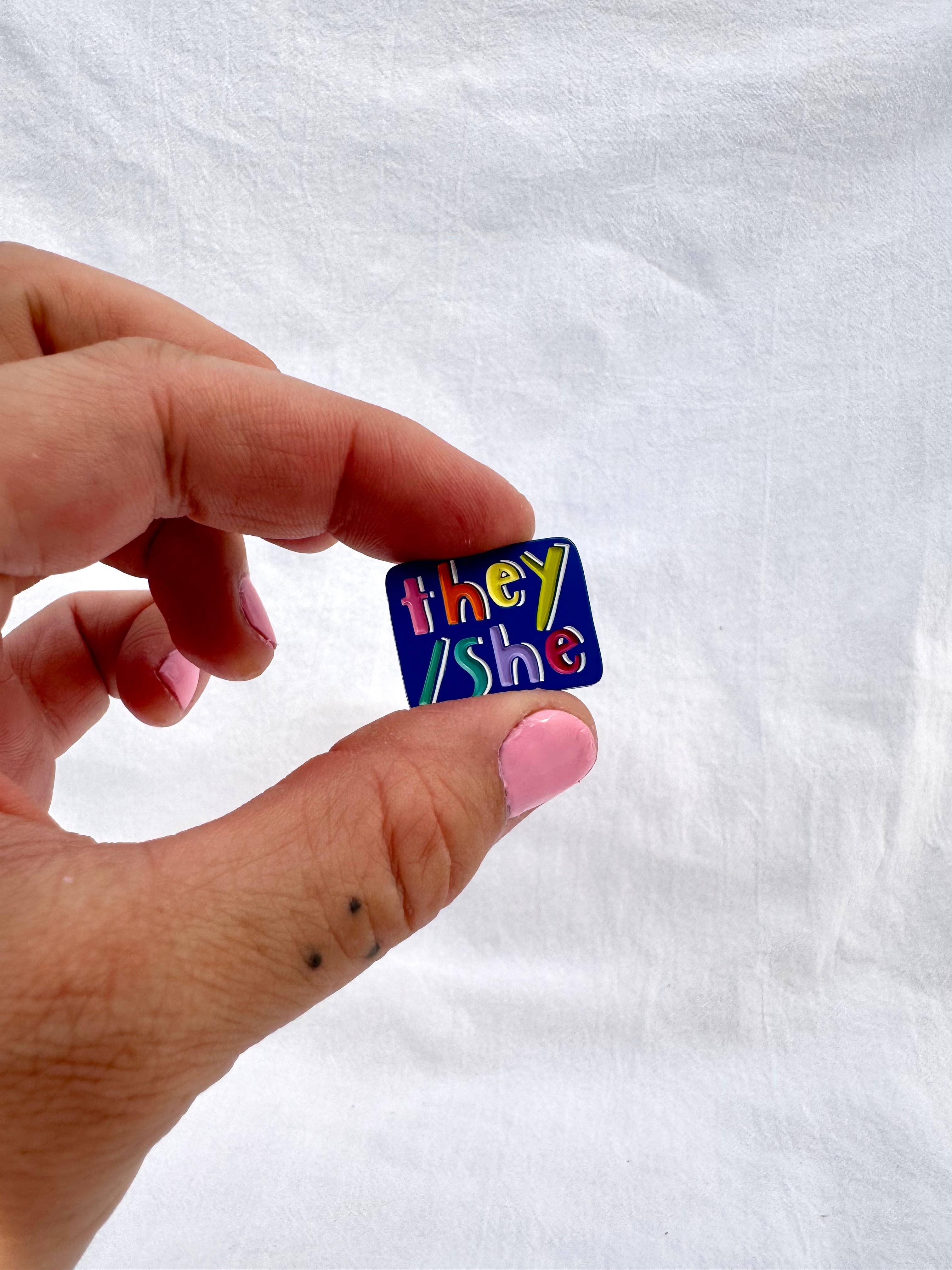 Blue with Rainbow Text Pronoun Pins - Image 7