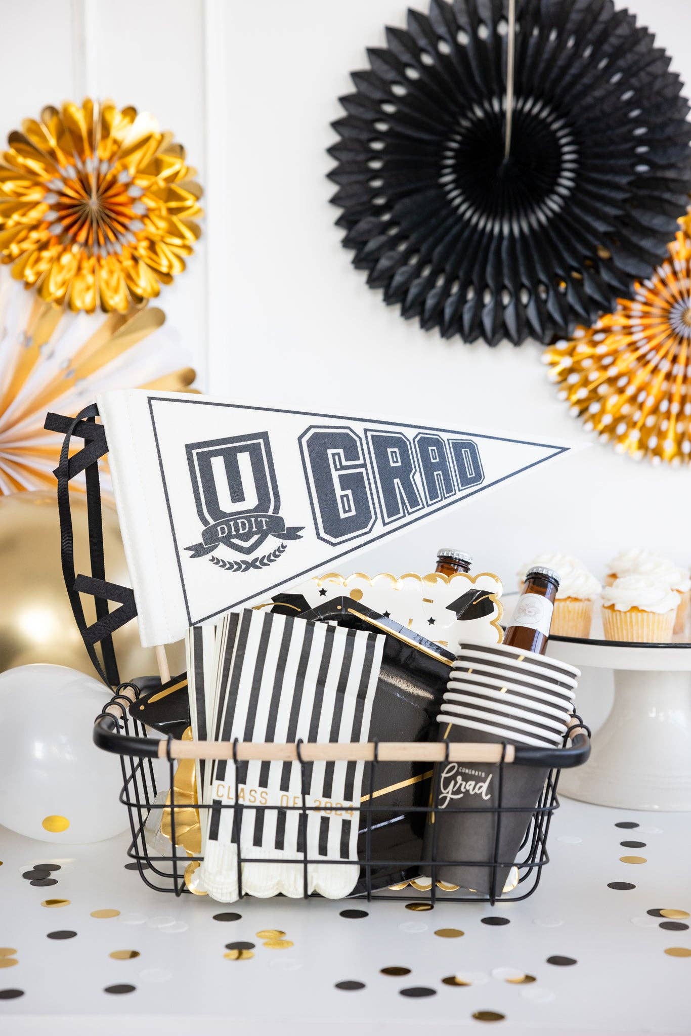 Congrats Grad Black Paper Party Cup - Image 7
