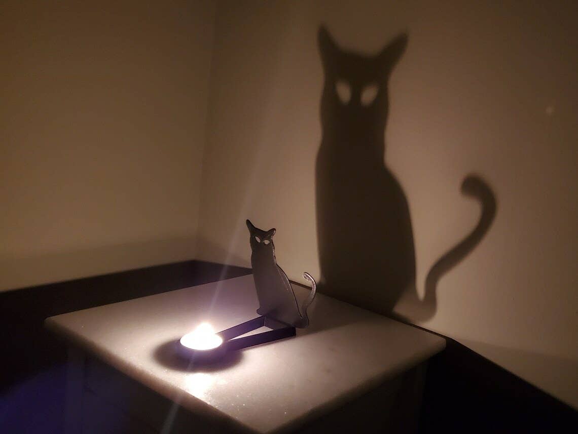 KeaLite Cat Shadow Caster and Stand
